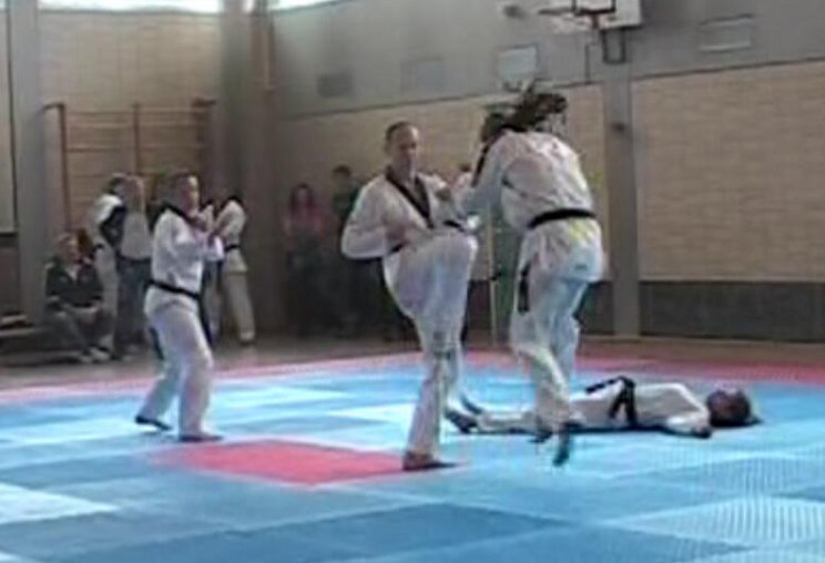 Poomsae mit Partnern - ...in voller Aktion
