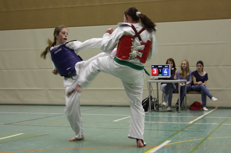 Elena gegen Jessica